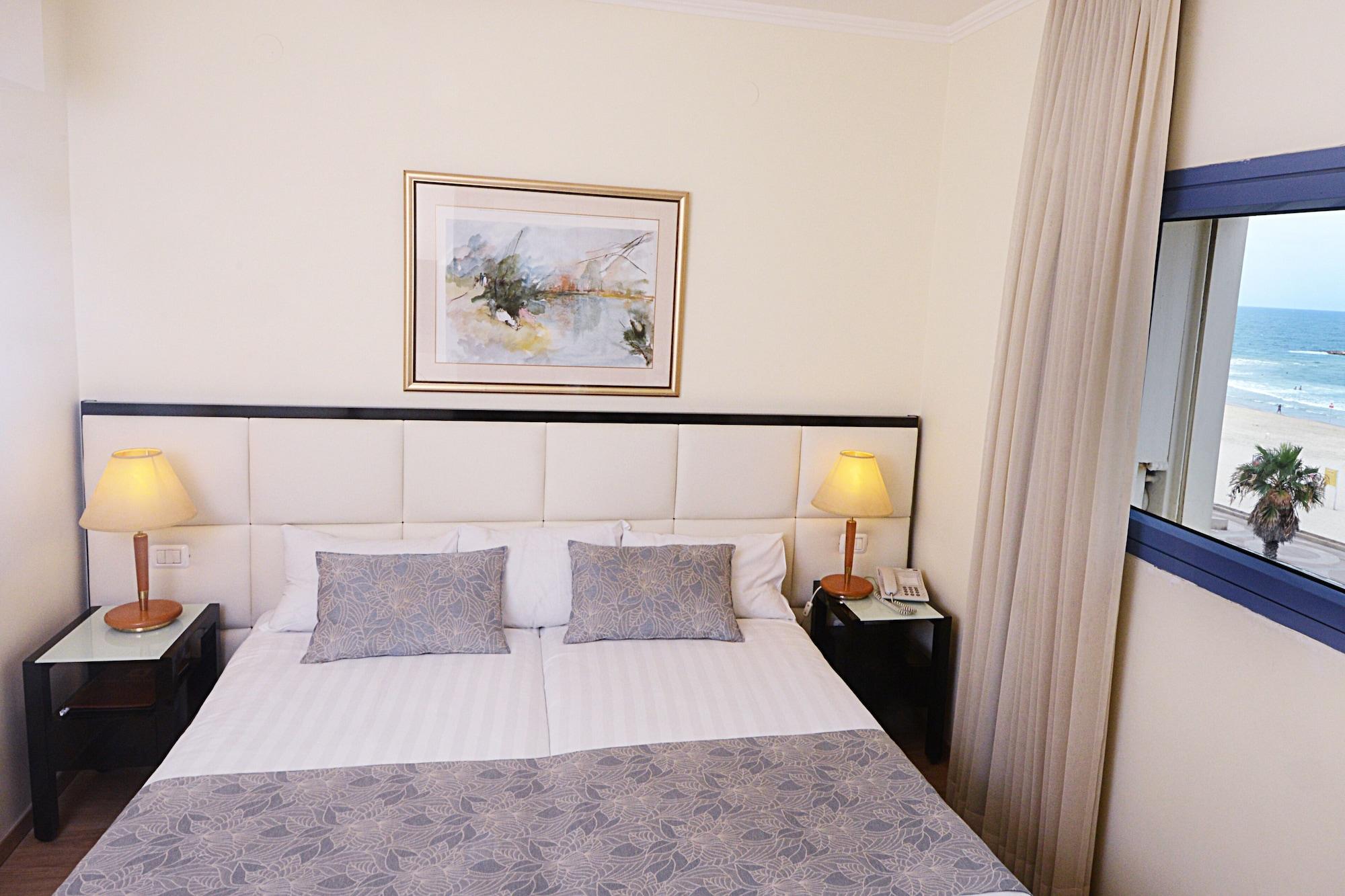 Abratel Sea View 3*