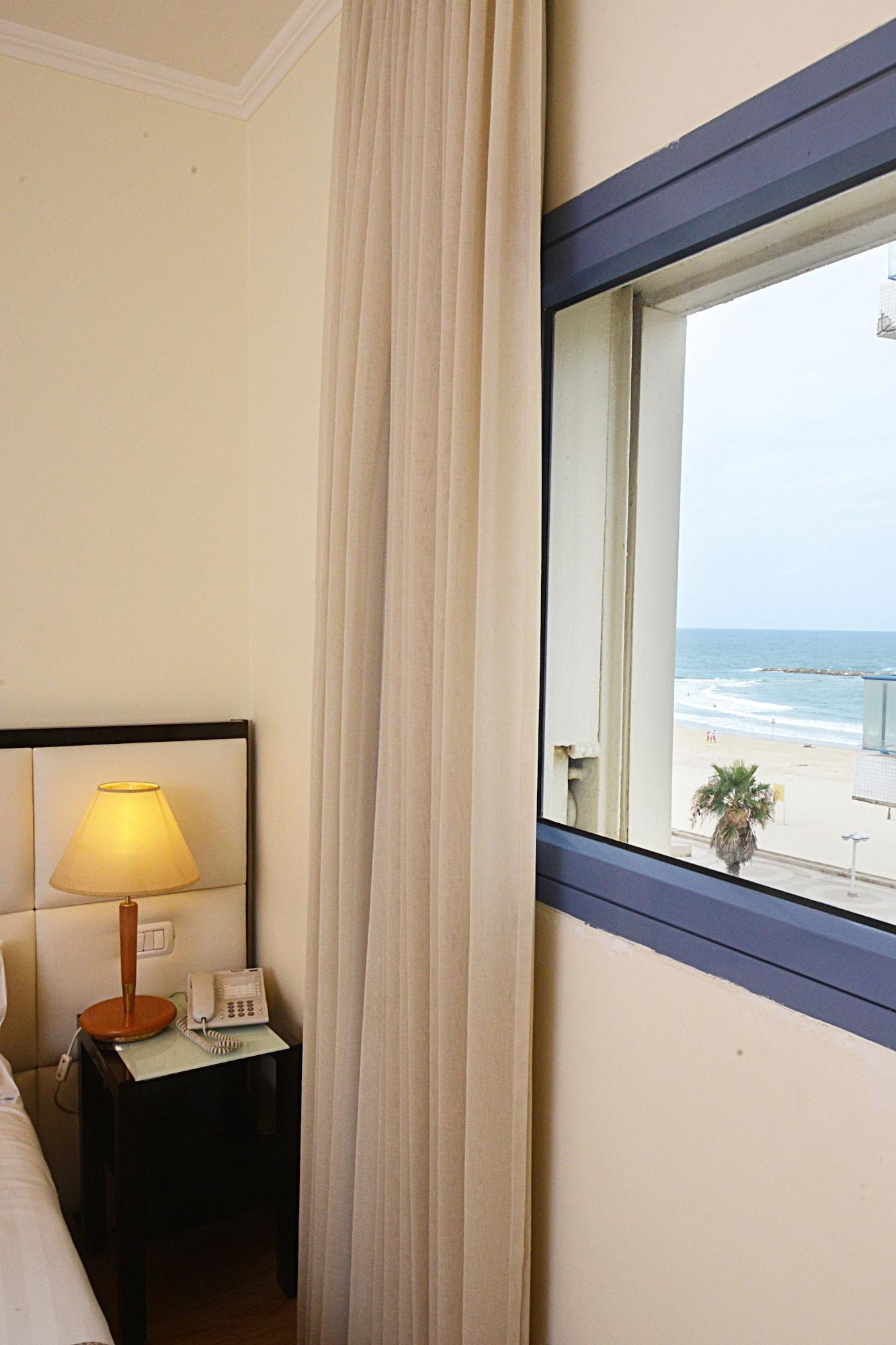 Abratel Sea View Hotel
