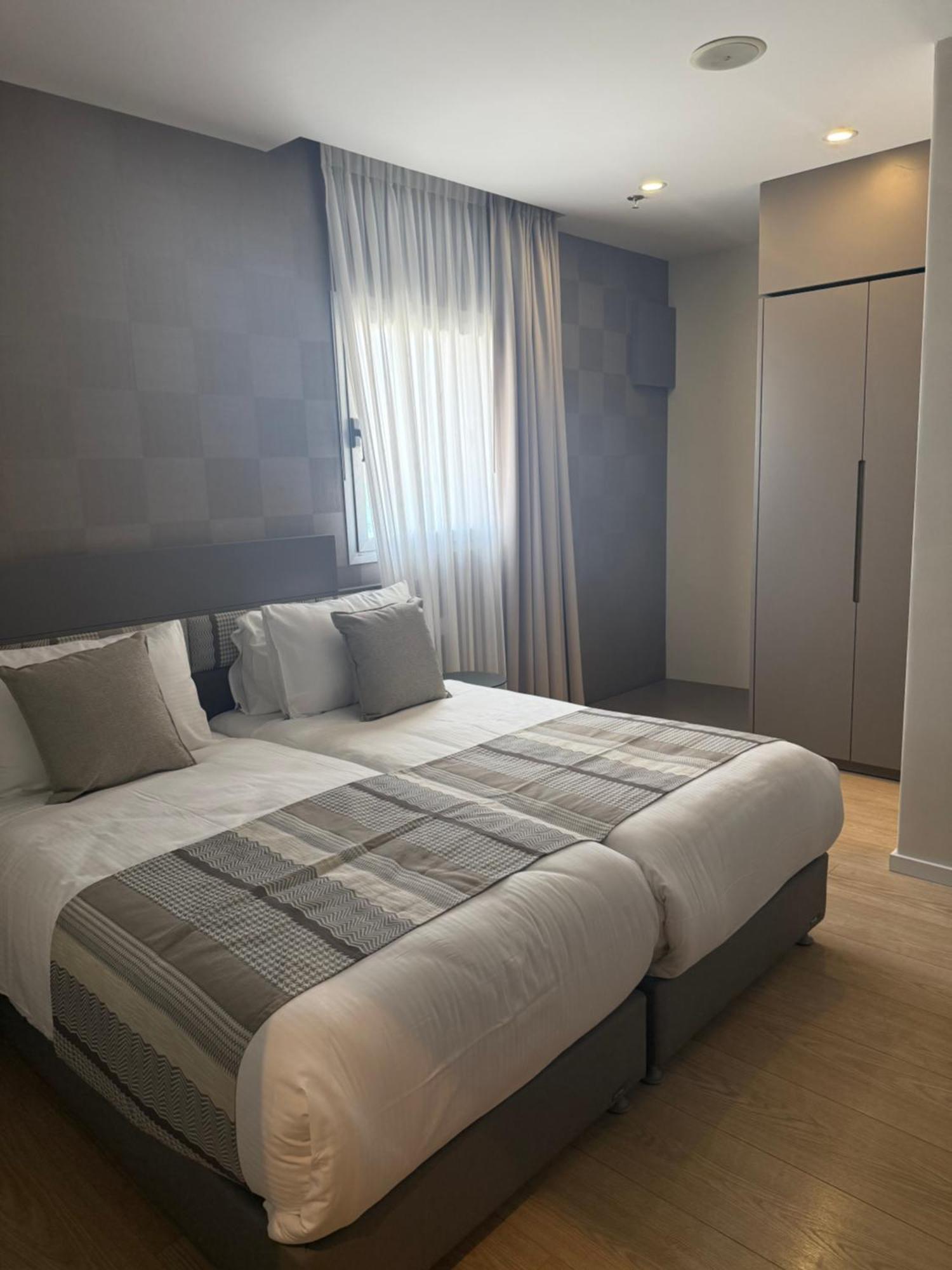 Abratel Sea View 3* Tel Aviv